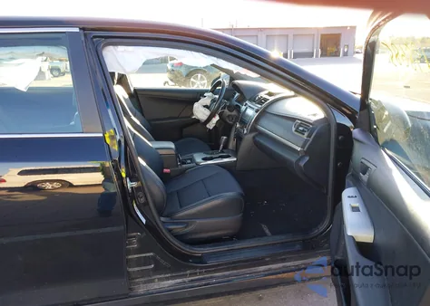 2012 Toyota Camry Se z USA, uszkodzony, nr VIN 4T1BF1FK3CU084913